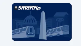 华盛顿 DC 公共交通 SmarTrip 充值卡与地铁站内蓝黑色自动售票机实拍